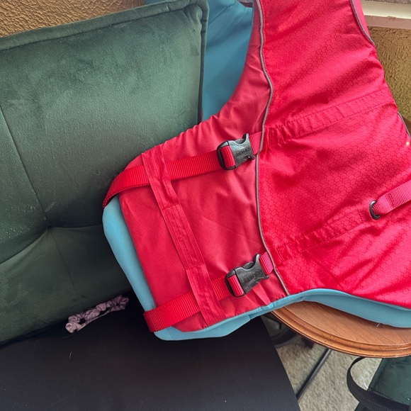 Kurgo Surf N Turf Red Dog Life Vest - Picture 5 of 5
